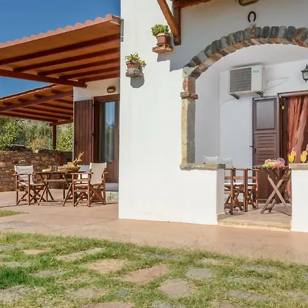 Theonis Villas Moutsoúna