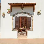 Theonis Apartment *