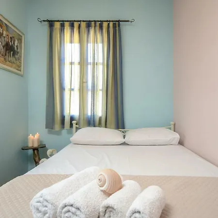 Theonis * Moutsoúna