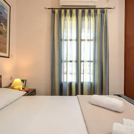 Theonis Villas Kanaki