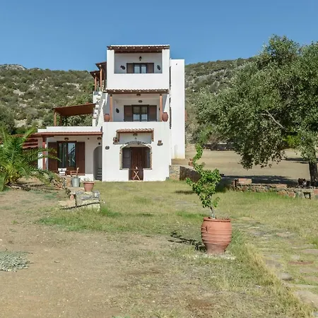 Apartment Theonis Naxos 30 Meters From The