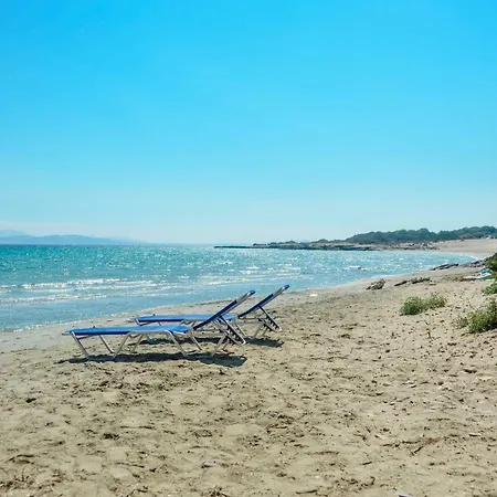 Theonis Naxos 30 Meters From The Kanaki