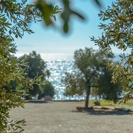 Theonis Villas Kanaki