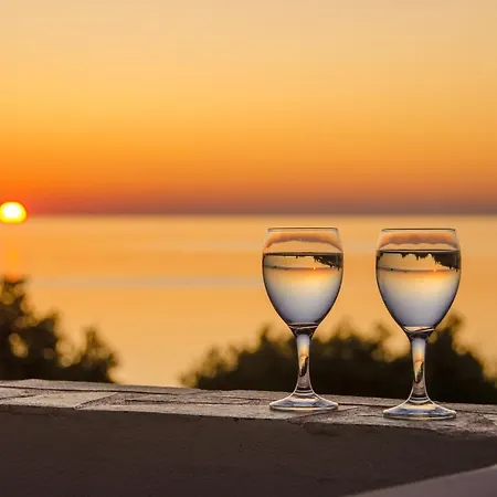 Theonis Naxos 30 Meters From The شقة