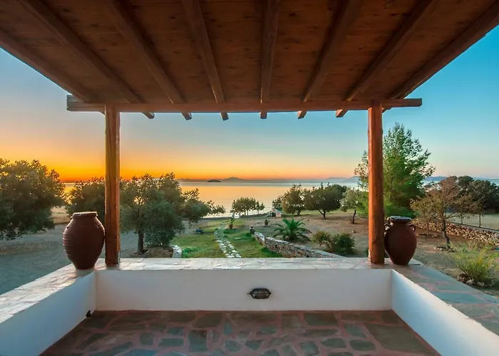 Appartement Theonis *