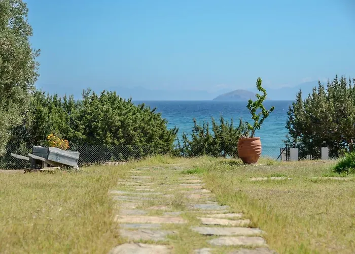 Apartment Theonis Moutsouna