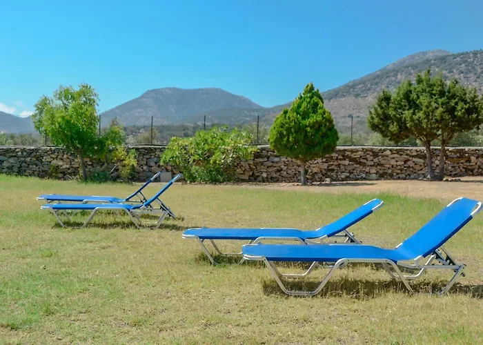 Theonis Lejlighed Moutsoúna